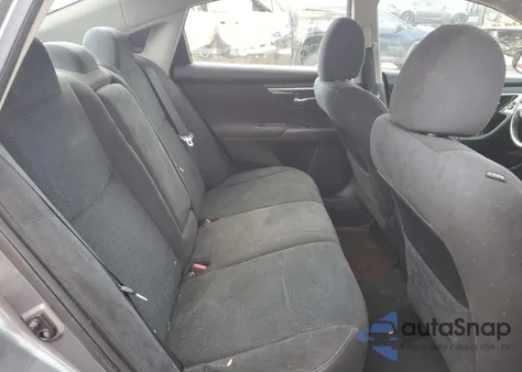 2015 Nissan Altima 2.5 из США, поврежденный, VIN 1N4AL3AP2FC469791